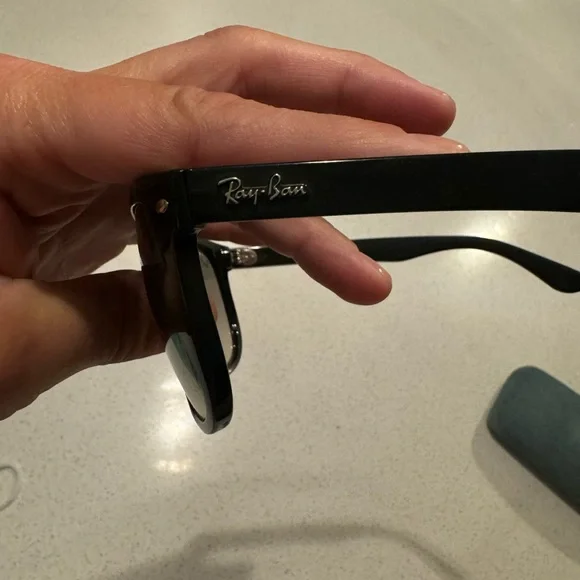 Ray-Ban Black Sunglasses - Picture 2 of 2